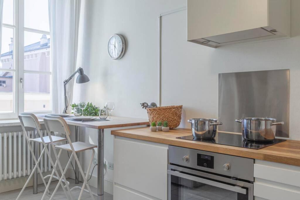 Palazzo Tergesteo Tirabora Suite Apartments Trieste Eksteriør bilde