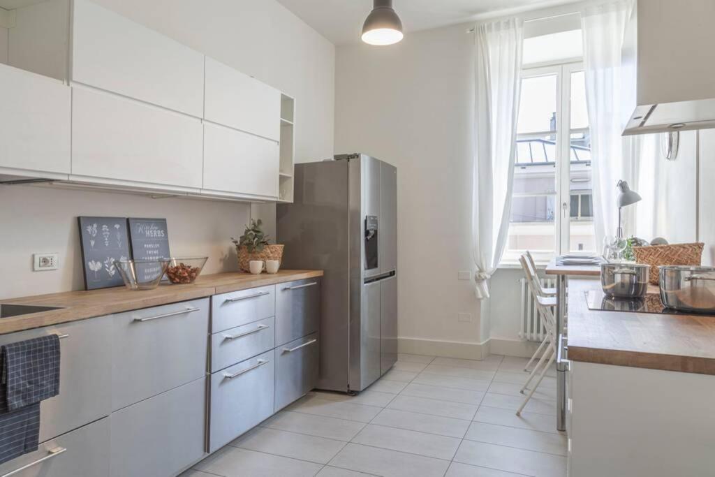 Palazzo Tergesteo Tirabora Suite Apartments Trieste Eksteriør bilde
