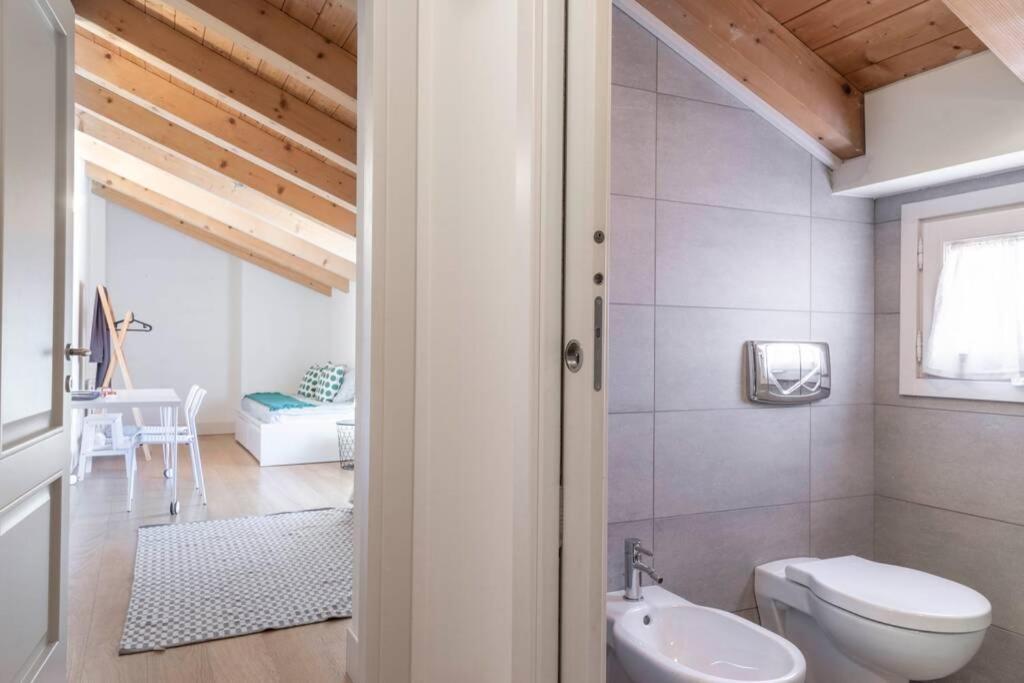 Palazzo Tergesteo Tirabora Suite Apartments Trieste Eksteriør bilde